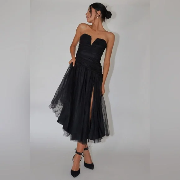SELFIE LESLIE NWT SAINTS SECRETS DAPHNIE DROP WAIST TULLE MIDI DRESS - Picture 2 of 7